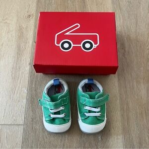 See Kai Run Stevie II Sneaker Size 4C
